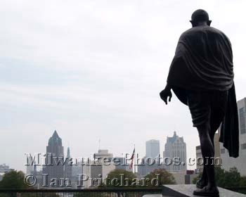 Photograph of Ghandi Looks Over City from www.MilwaukeePhotos.com (C) Ian Pritchard